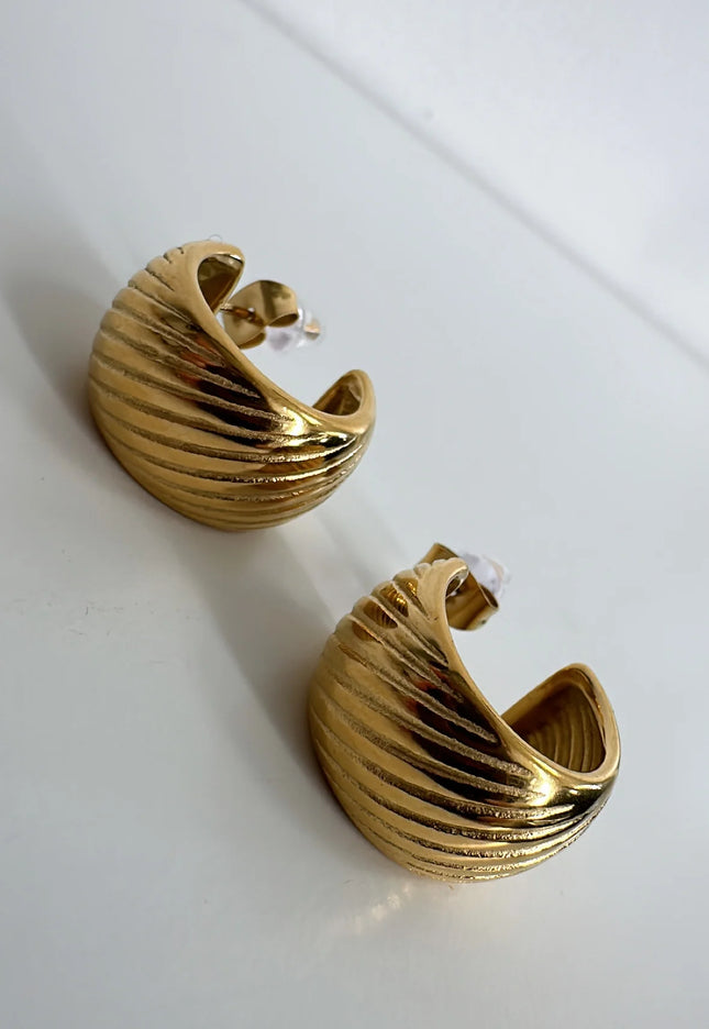 LUNAR EMBRACE EARRINGS