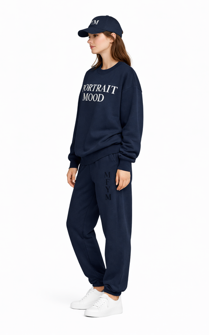 THE PORTRAIT MOOD UNIFORM - NAVY