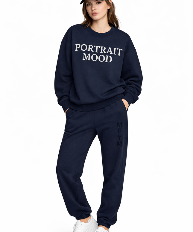 THE PORTRAIT MOOD UNIFORM - NAVY
