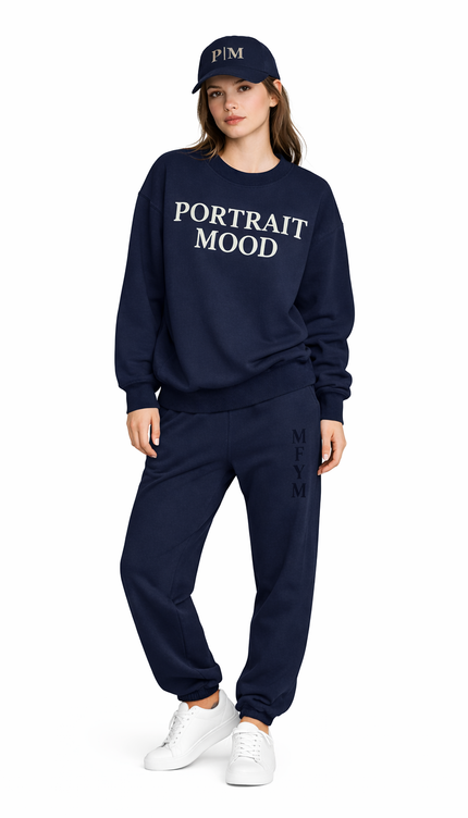 THE PORTRAIT MOOD UNIFORM - NAVY