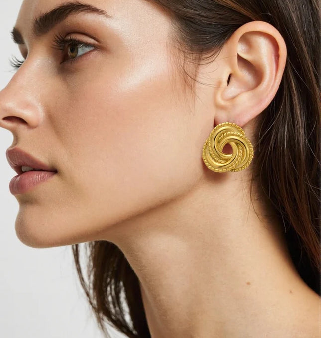 Éclat Doré Knot Stud Earrings In Solid Stainless Steel With 18K Gold Plate