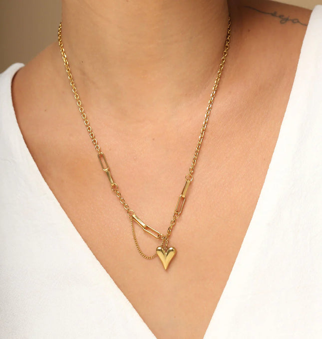 The Bold Heart Chain Necklace