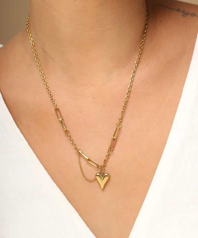 The Bold Heart Chain Necklace