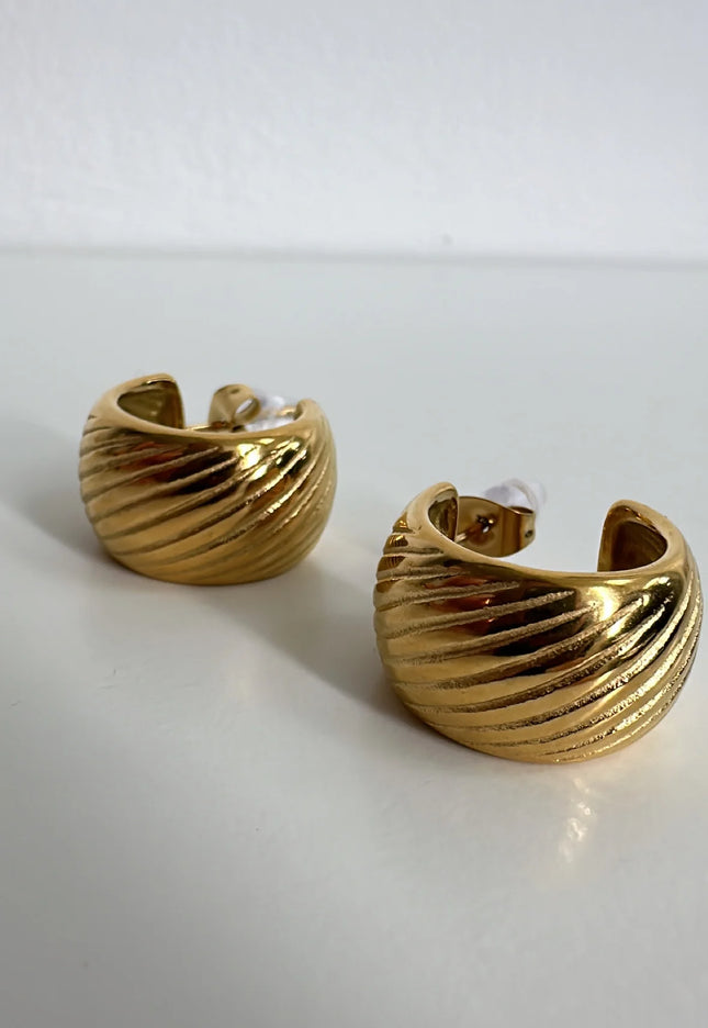 LUNAR EMBRACE EARRINGS