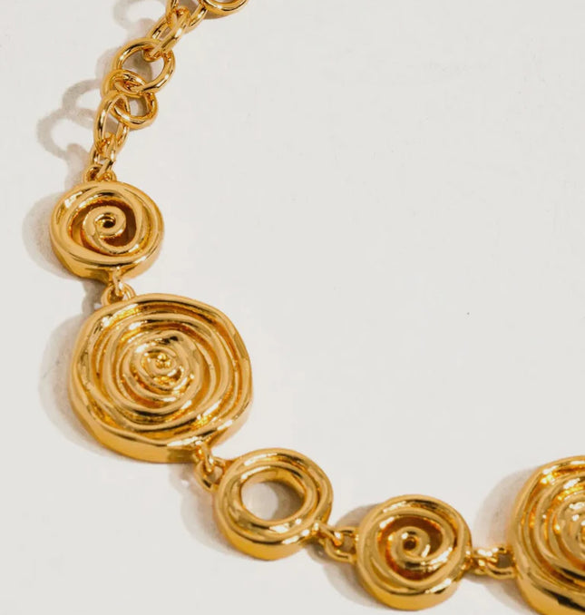 Luxe Canvas - Versace-style Inspired Coin Medallion Necklace In Solid Stainless Steel With 18K Gold-Plate