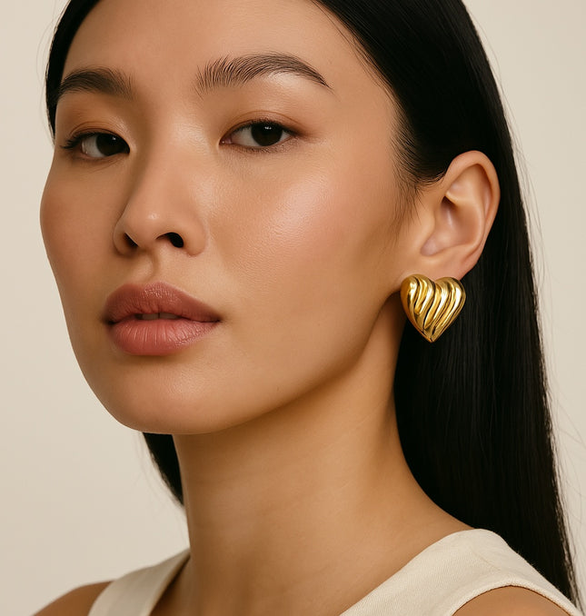 Eternal Heart Earrings – Sculpted Love in Gold