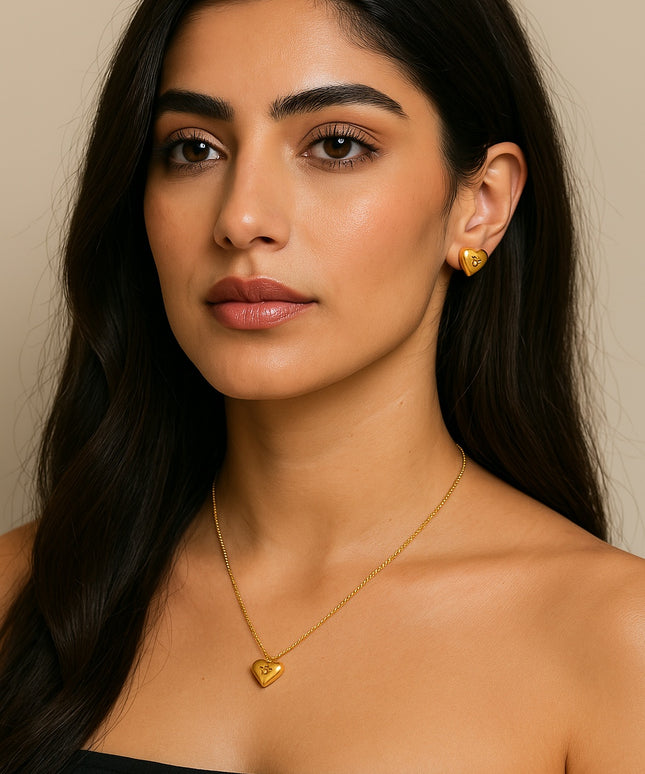 Engraved Love Necklace – A Minimalist Heart in Gold