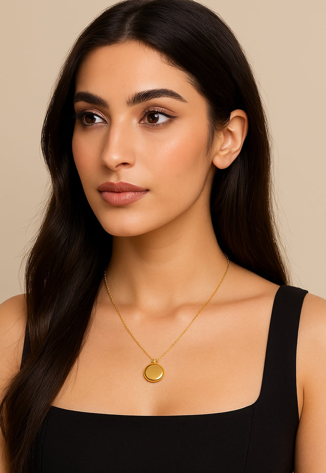 Celestial Orbit Pendant Necklace – Dual-Tone Harmony In Gold