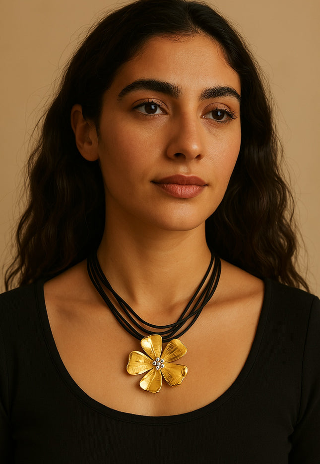 GOLDEN FLORA CHOKER - NECKLACE In Solid Non-Tarnish Stainless Steel With 18K Gold-Plate