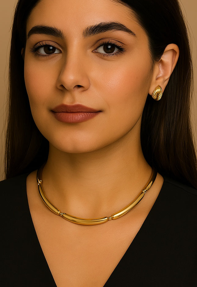 GOLDEN FLOW CHOKER - NECKLACE