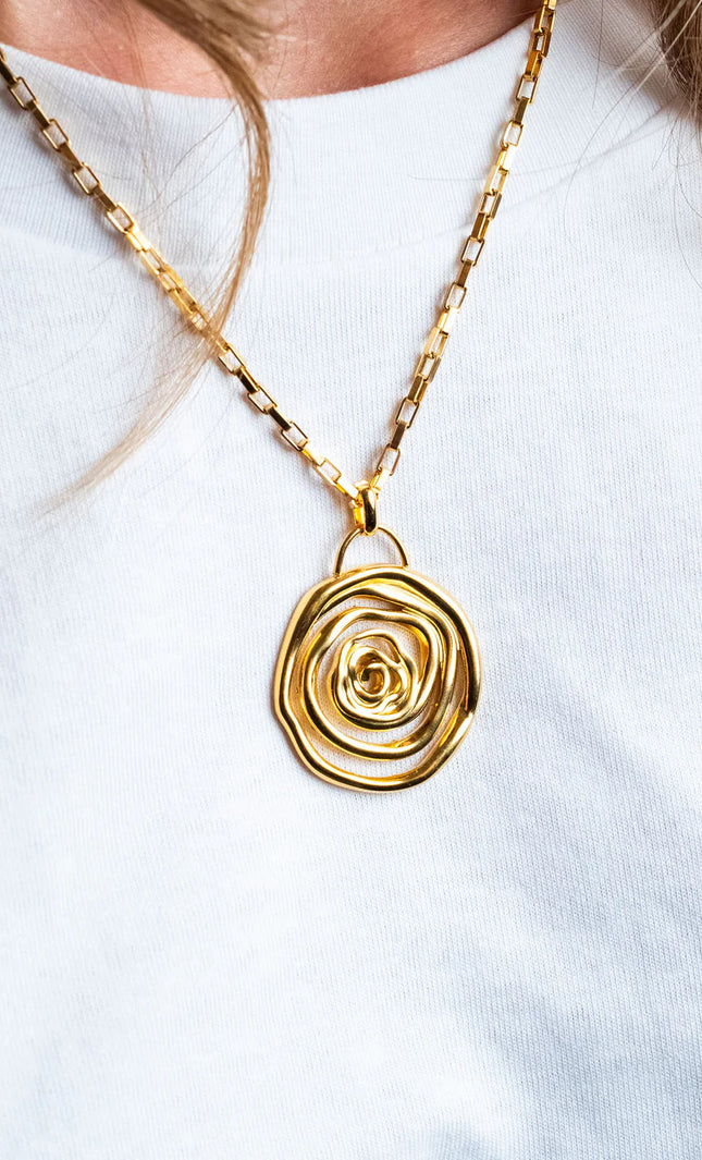 SPIRAL EMBRACE LUXE SET In Solid Non-Tarnish Stainless Steel With 18K Gold-Plate