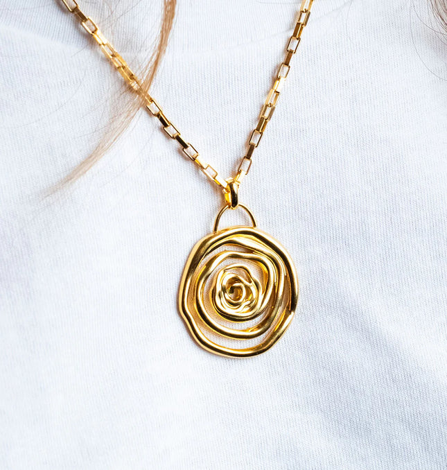 SPIRAL EMBRACE LUXE SET In Solid Non-Tarnish Stainless Steel With 18K Gold-Plate