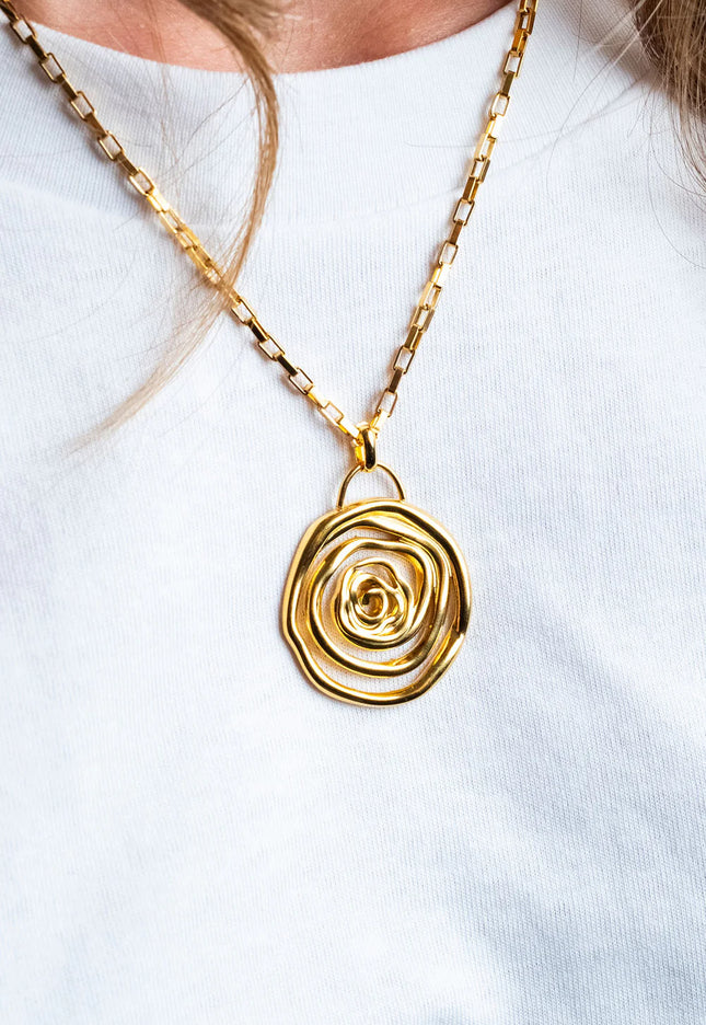 SPIRAL EMBRACE LUXE SET In Solid Non-Tarnish Stainless Steel With 18K Gold-Plate