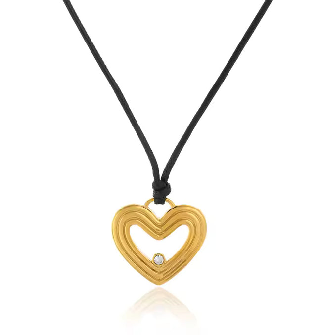 ETERNAL LOVE PENDANT - NECKLACE
