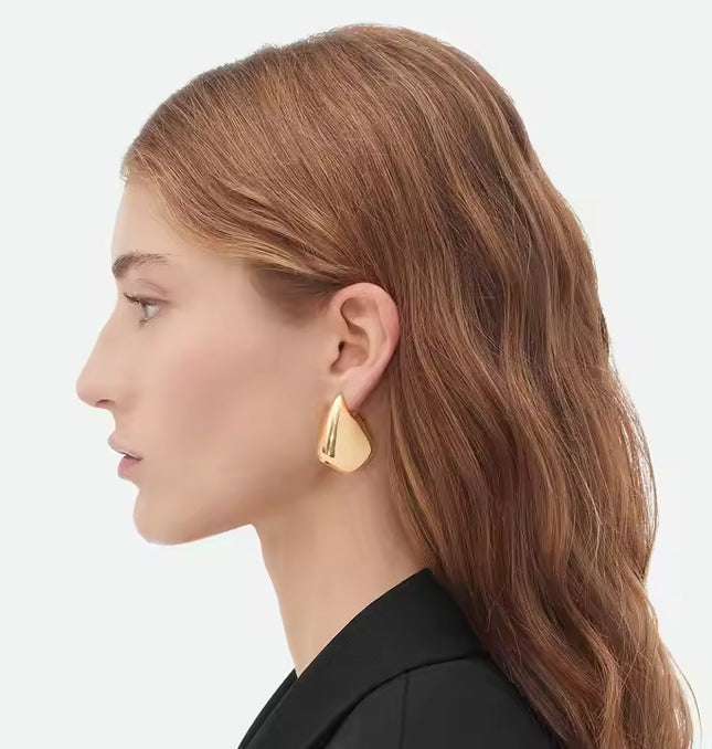 The Golden Echo Earrings – Bold Geometry, Soft Power