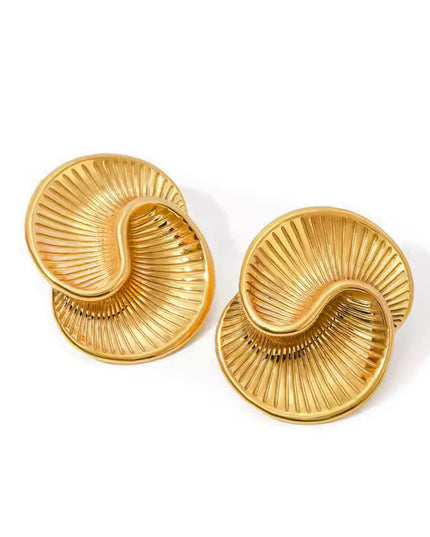 Solar Flow Luxe Earrings – Golden Light in Motion