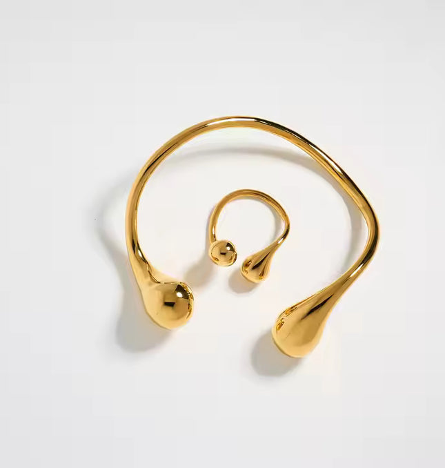 FLUID AURA BRACELET & ADJUSTABLE RING SET In Solid Stainless Steel With 18K Gold-Plate