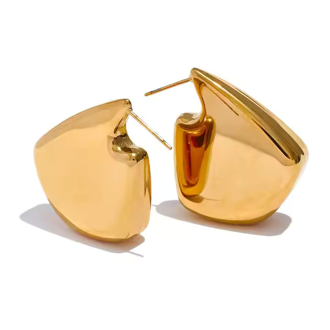 The Golden Echo Earrings – Bold Geometry, Soft Power