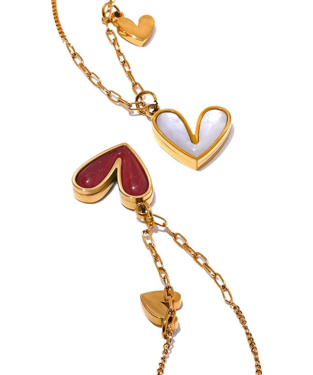 Twin Heart Necklace – A Delicate Symbol of Love & Connection
