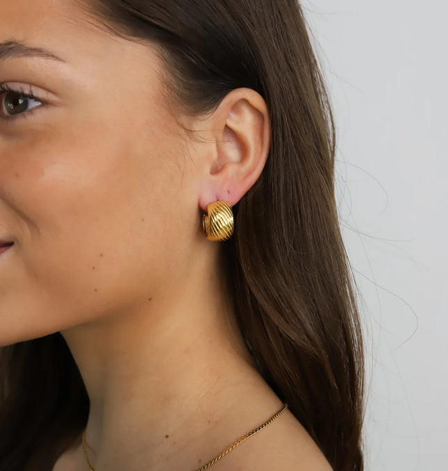 LUNAR EMBRACE EARRINGS
