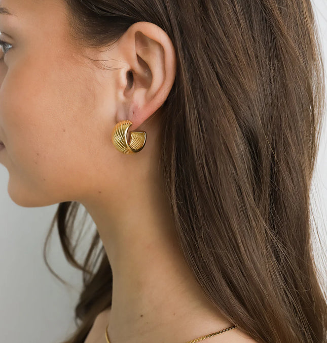 LUNAR EMBRACE EARRINGS
