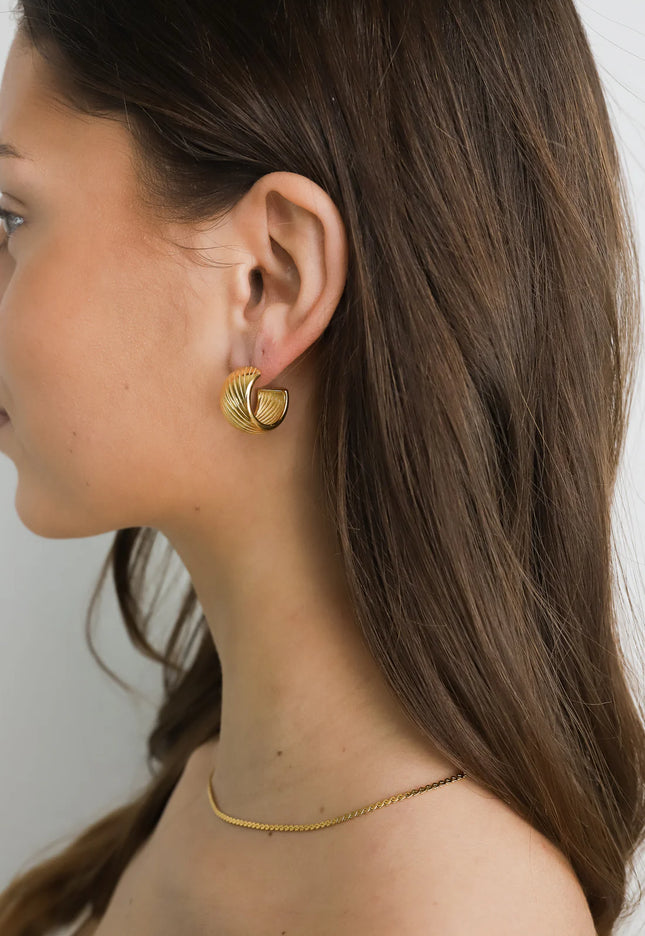 LUNAR EMBRACE EARRINGS
