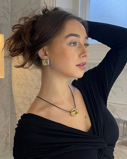 GOLDEN OVAL PENDANT - NECKLACE In Solid Non-Tarnish Stainless Steel With 18K Gold-Plate