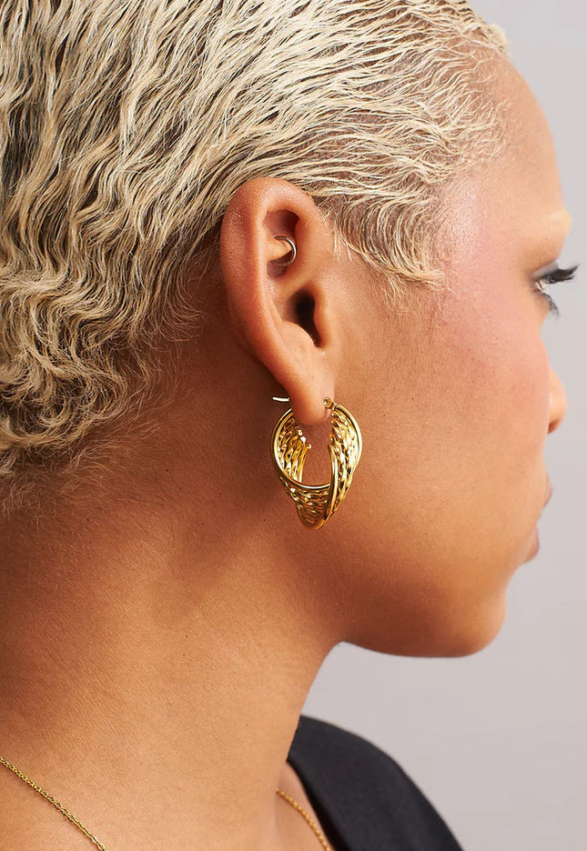 Luxe Weave Hoop Earrings – A Stunning Twist of Golden Elegance