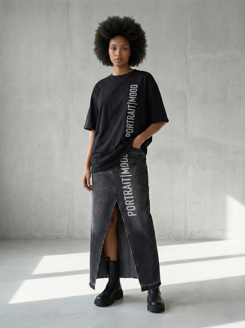 PORTRAIT MOOD Signature Denim Slit Skirt