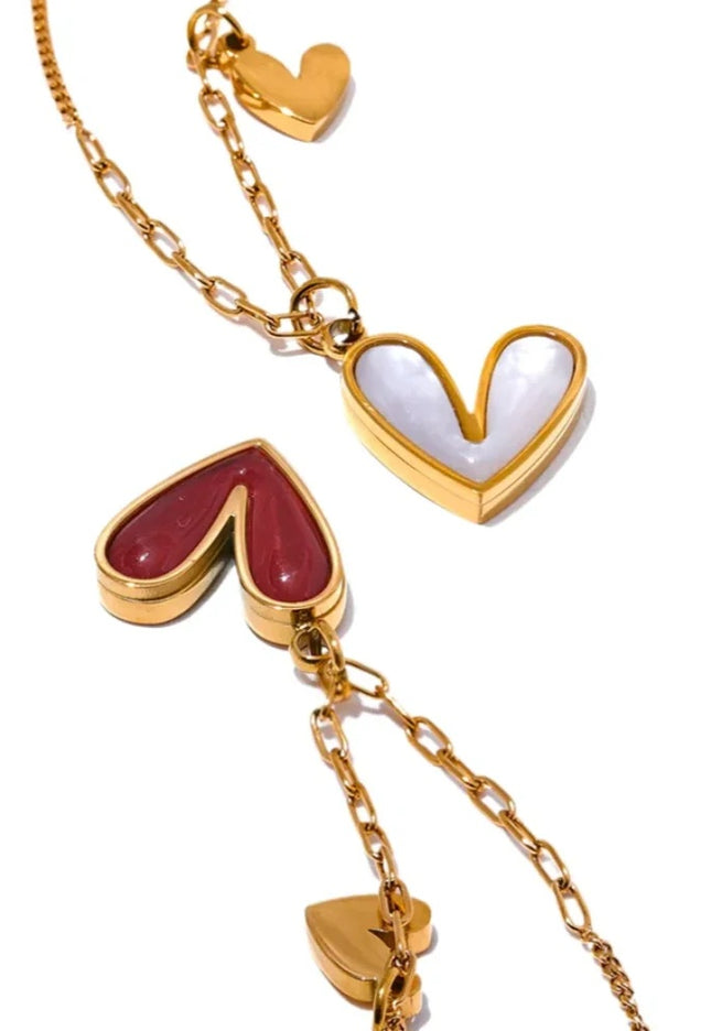 Twin Heart Necklace – A Delicate Symbol of Love & Connection