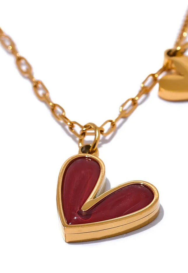 Twin Heart Necklace – A Delicate Symbol of Love & Connection