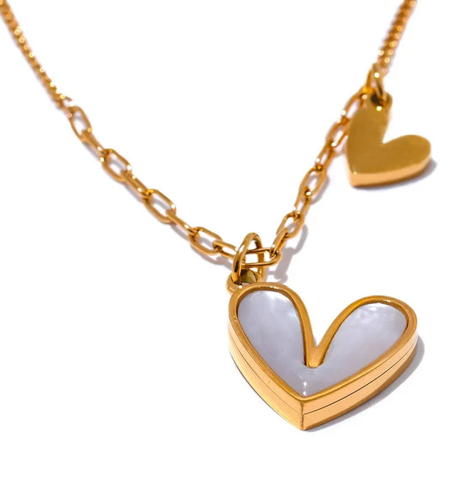 Twin Heart Necklace – A Delicate Symbol of Love & Connection