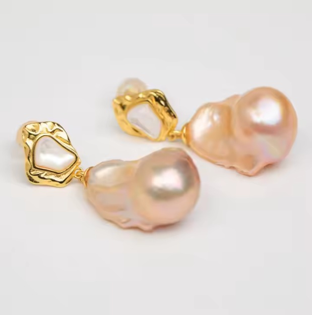 The Candy - A 925 Silver Natural Baroque Pearl Earrings