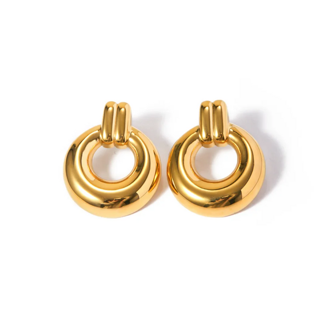 Power Loop Earrings – Bold, Rounded, Unapologetically You