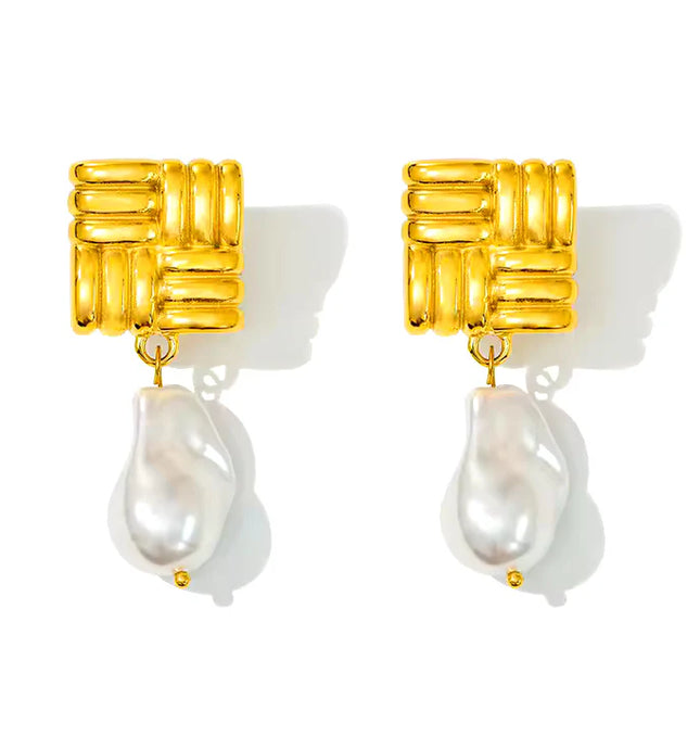 Pearl Poet Drop Earrings – Sculpted Gold Meets Soulful Shine