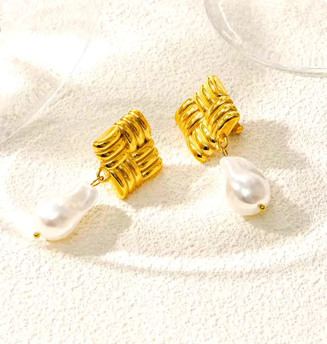 Pearl Poet Drop Earrings – Sculpted Gold Meets Soulful Shine