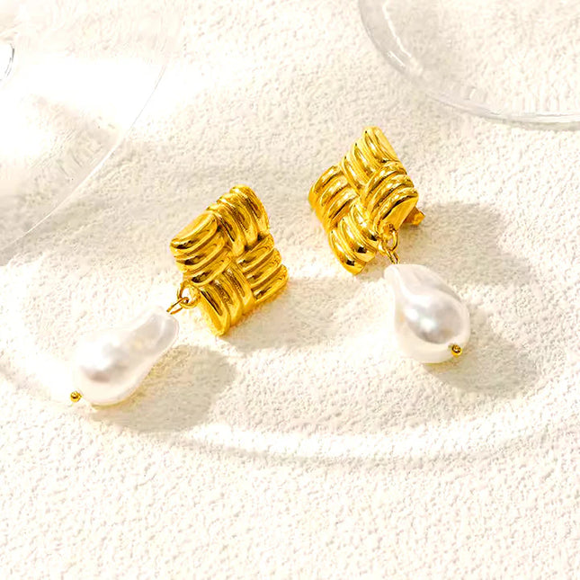 Pearl Poet Drop Earrings – Sculpted Gold Meets Soulful Shine