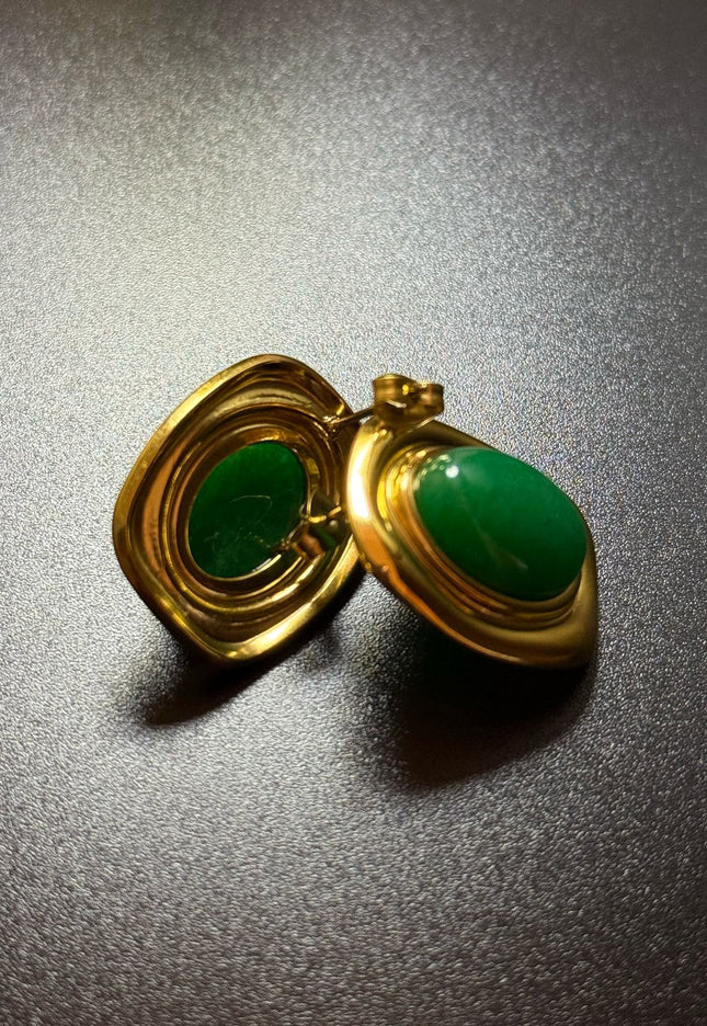 ROYAL OVAL STUDS - STUNNING BUTTERFLY GREEN EARRINGS