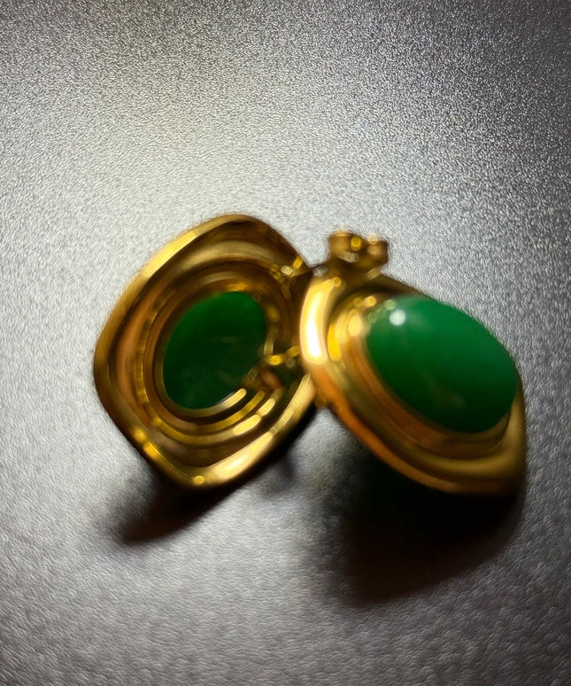 ROYAL OVAL STUDS - STUNNING BUTTERFLY GREEN EARRINGS