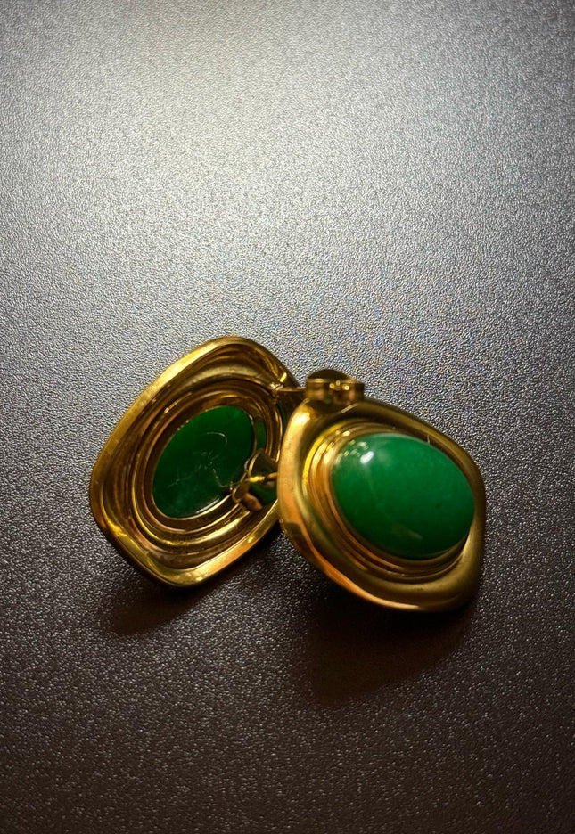ROYAL OVAL STUDS - STUNNING BUTTERFLY GREEN EARRINGS