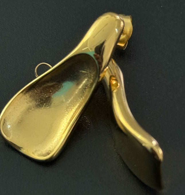 Liquid Gold Sculptural Earrings - Luxury Suave Patterns With a Radiant Gold Finish