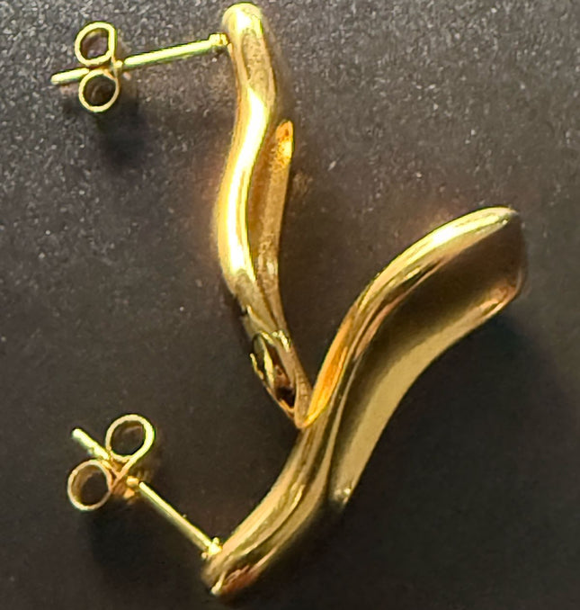 Liquid Gold Sculptural Earrings - Luxury Suave Patterns With a Radiant Gold Finish