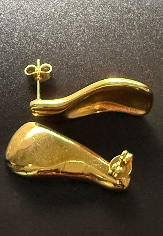 Liquid Gold Sculptural Earrings - Luxury Suave Patterns With a Radiant Gold Finish