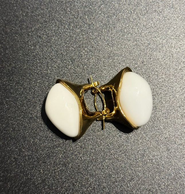 Aurora Pearl Hoops – Sculpted Elegance in Gold & White