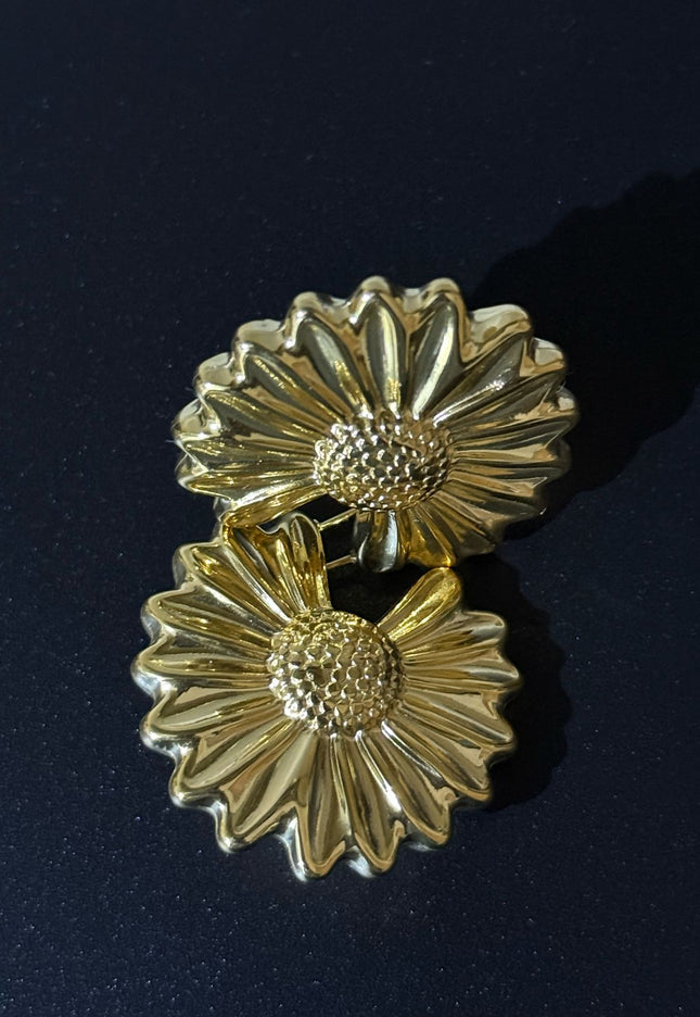 Golden Bloom Earrings – Radiant Floral Elegance