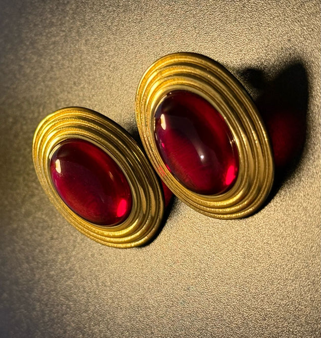 ROYAL OVAL STUDS - DIAMOND RED DAME EARRINGS WITH 18K GOLD PLATE