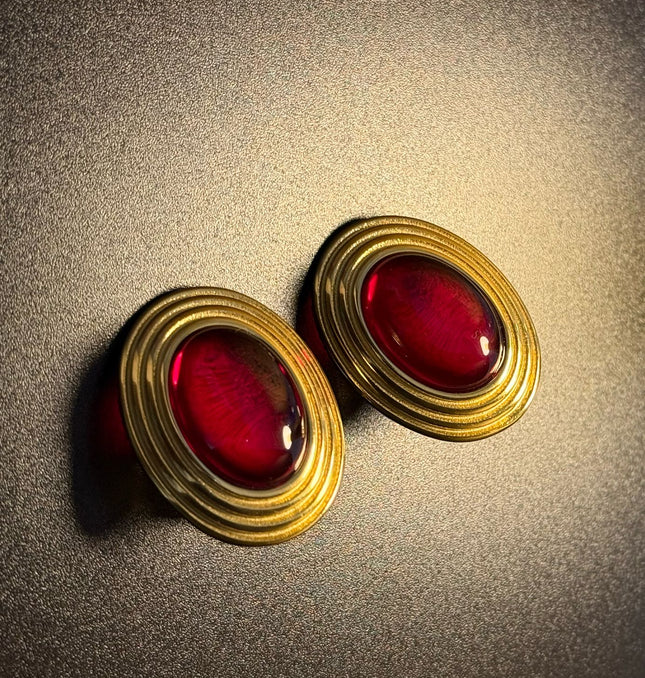 ROYAL OVAL STUDS - DIAMOND RED DAME EARRINGS WITH 18K GOLD PLATE