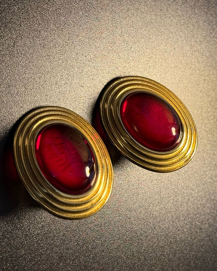 ROYAL OVAL STUDS - DIAMOND RED DAME EARRINGS WITH 18K GOLD PLATE