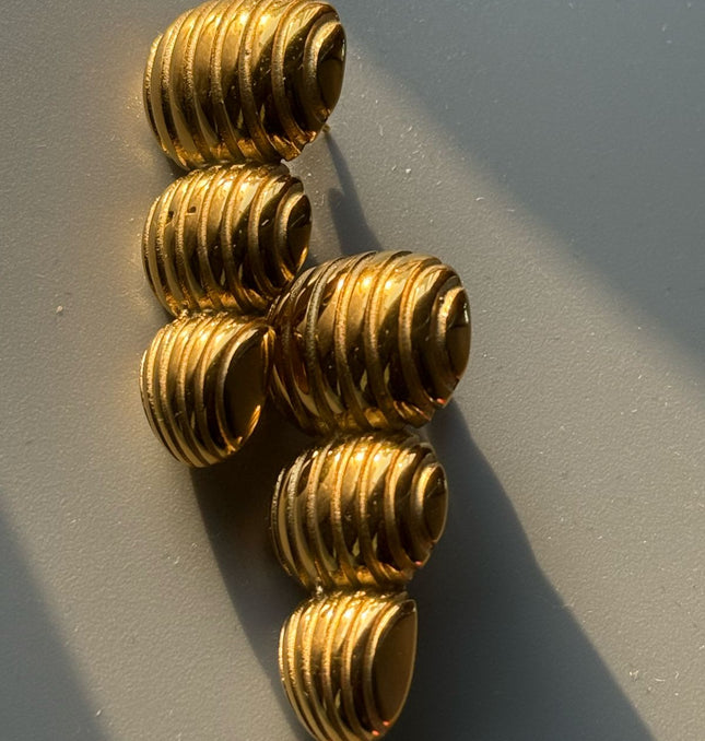 Golden Cascade Earrings – Perfectly Layered Culture Elegance in Gold