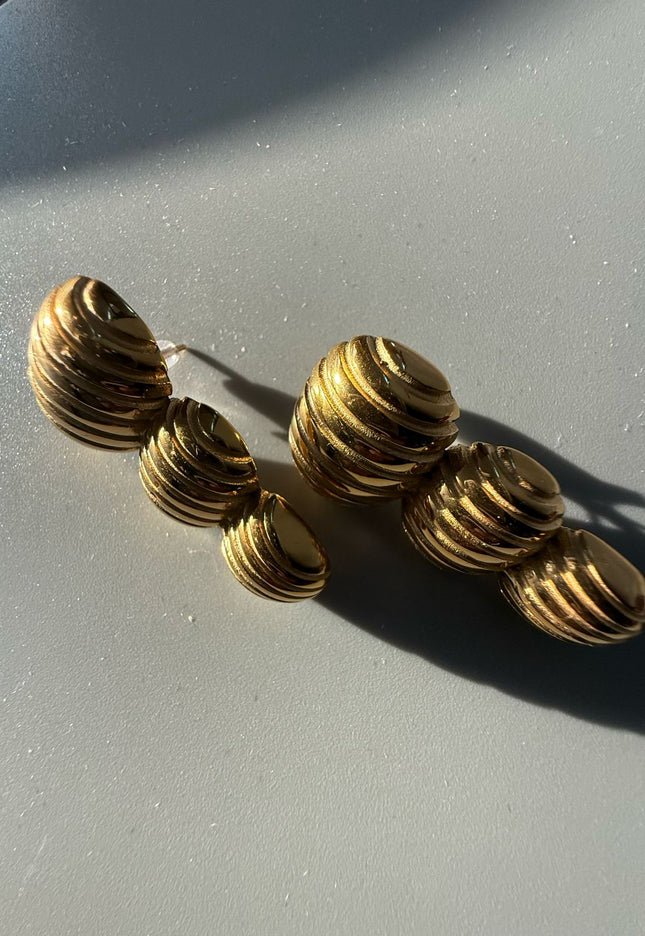 Golden Cascade Earrings – Perfectly Layered Culture Elegance in Gold
